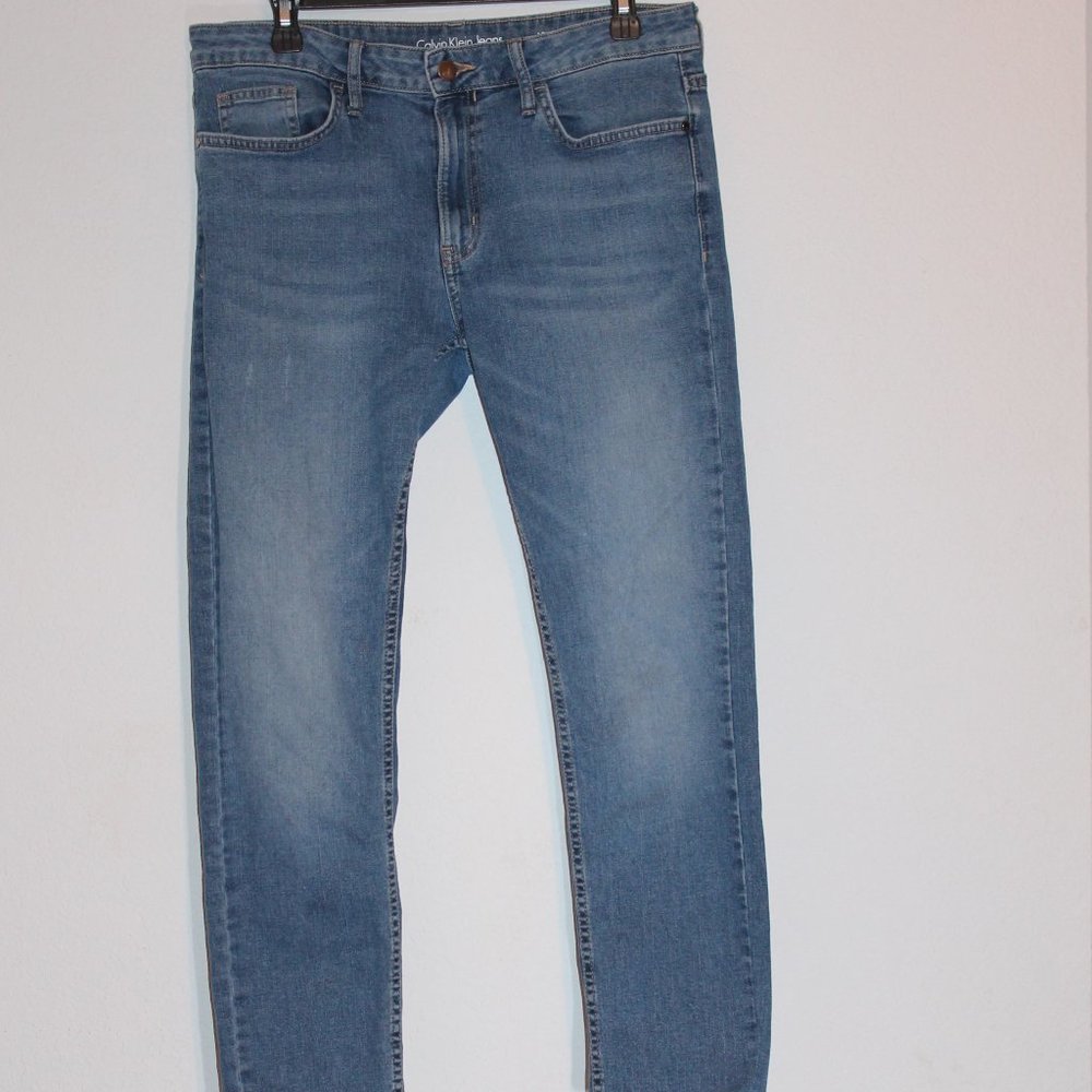 Calvin Klein slim boyfriend jeans size 10